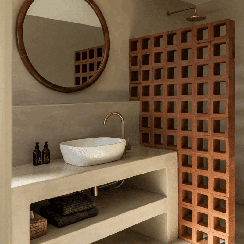 Screen blocks used as a latticed shower wall